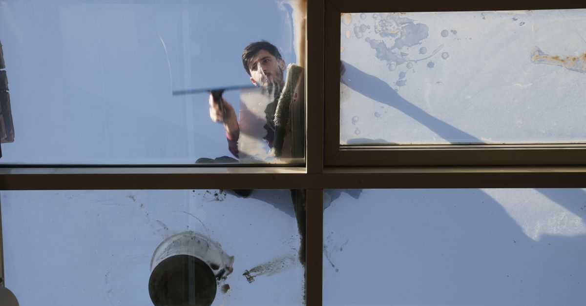Essential Safety Practices for Ladder-Based Window Cleaning