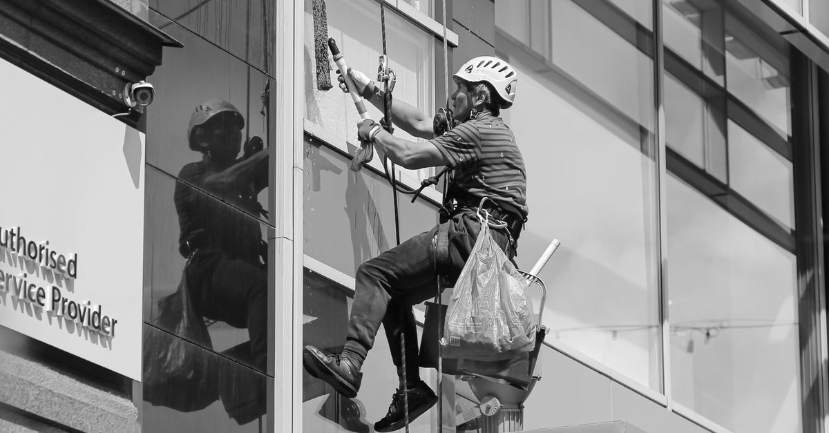 Industry Trends in Eco-friendly Window Cleaning Practices