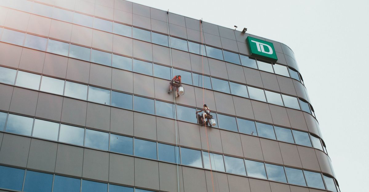 Safety Precautions When Using Acids and Alkalis in Window Cleaning
